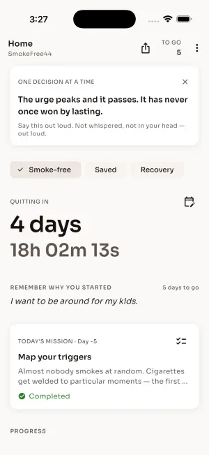 Pre-quit home screen counting down to a planned quit date with a preparation-day mission marked complete